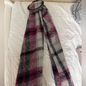 Plaid Women's Scarf in Pink and Gray